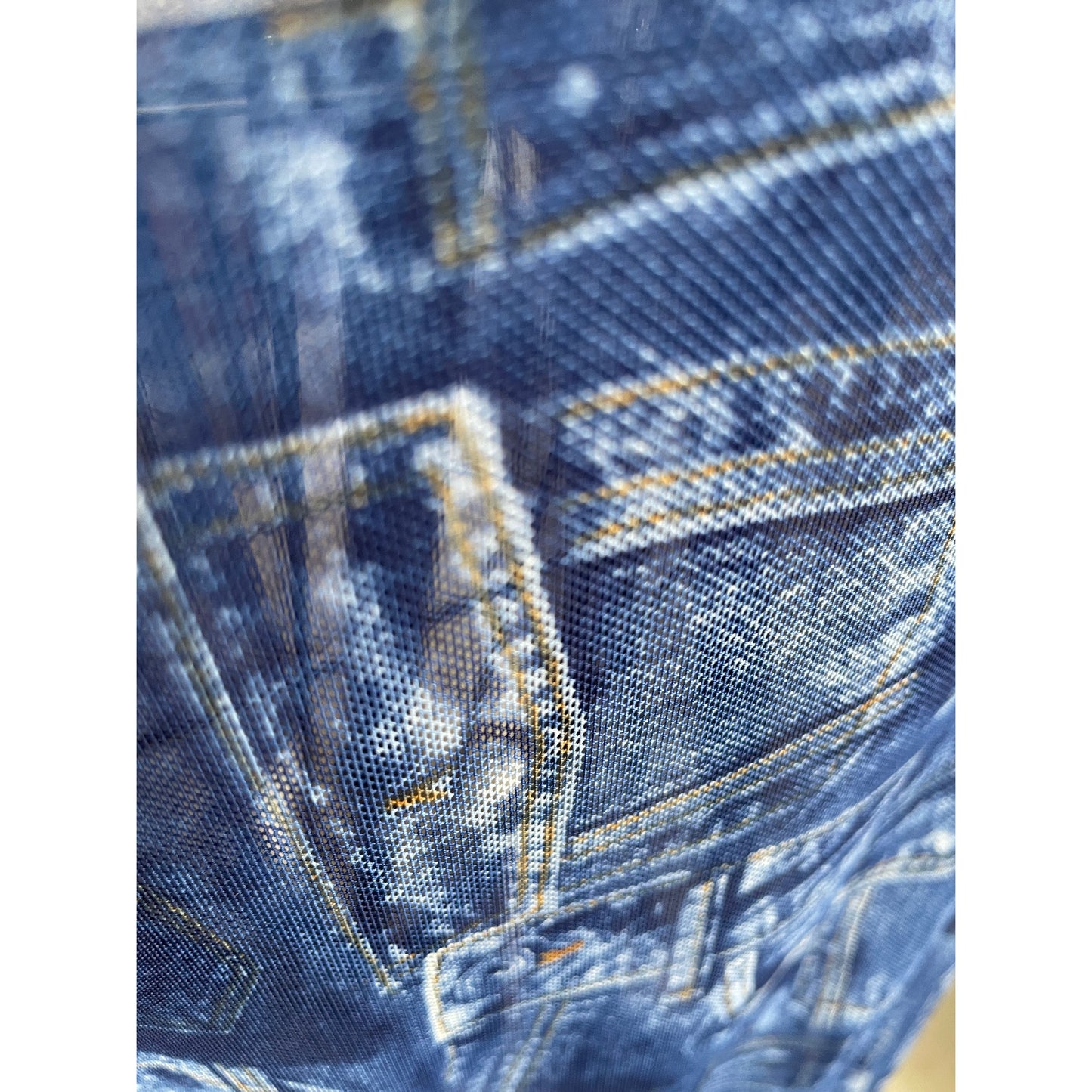 Dark denim pockets sheer (fabric)