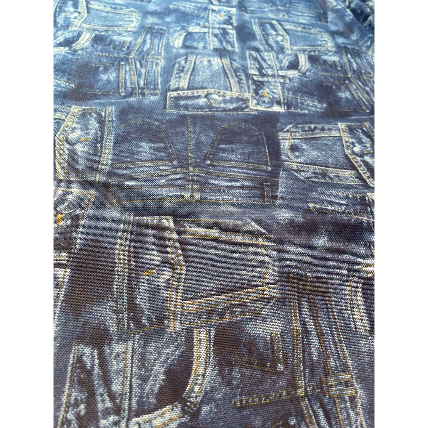 Dark denim pockets sheer (fabric)