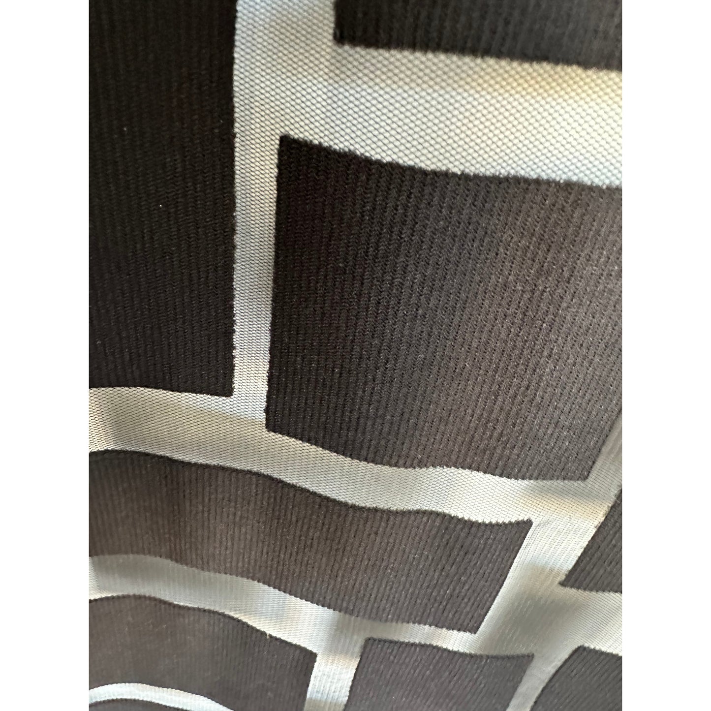 Off the grid (fabric)