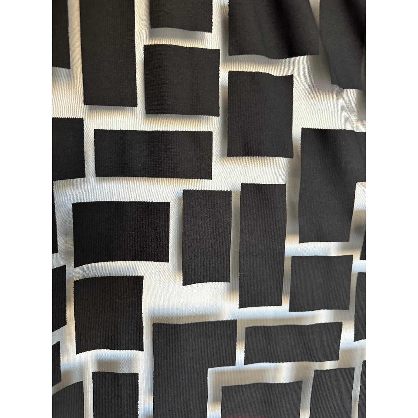 Off the grid (fabric)