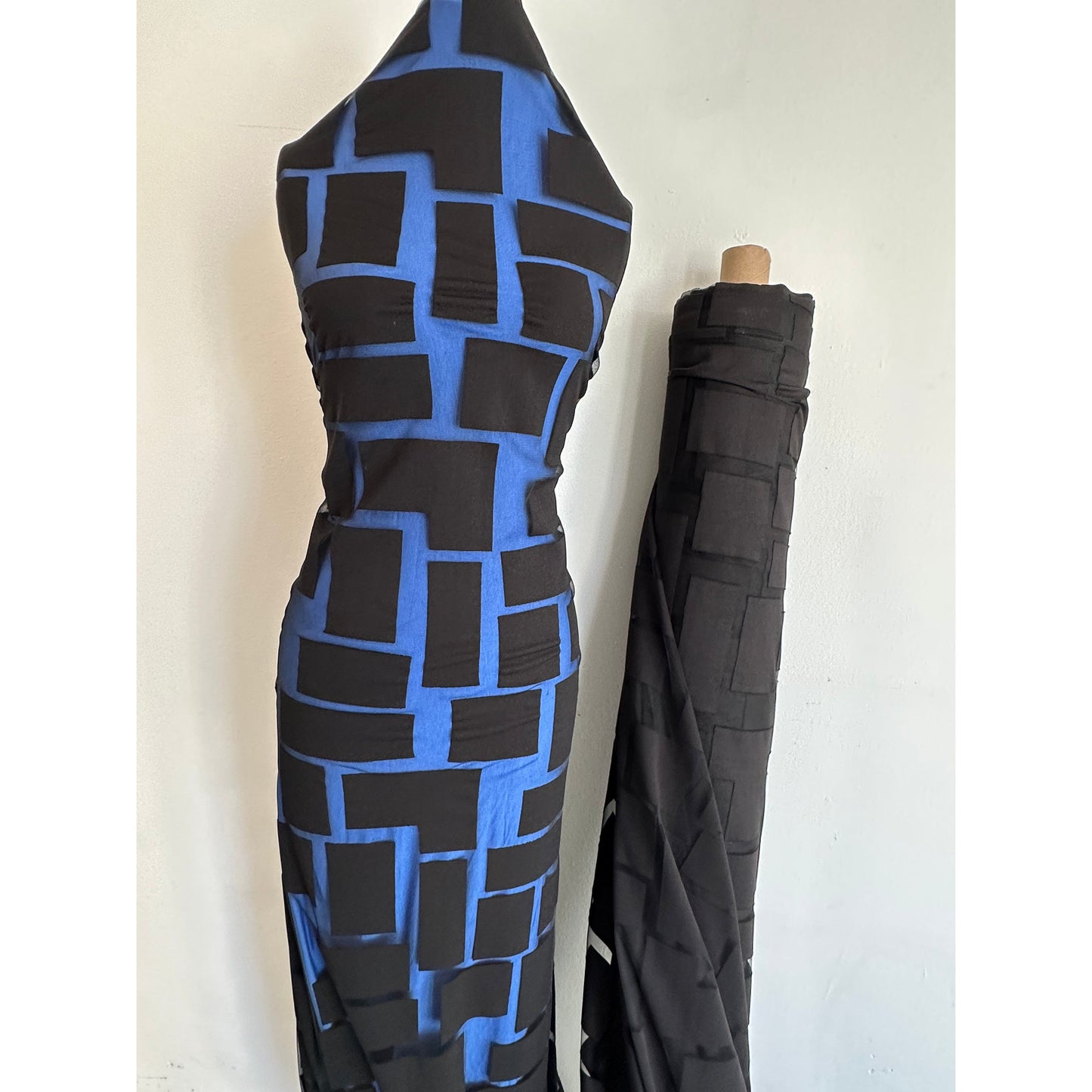 Off the grid (fabric)