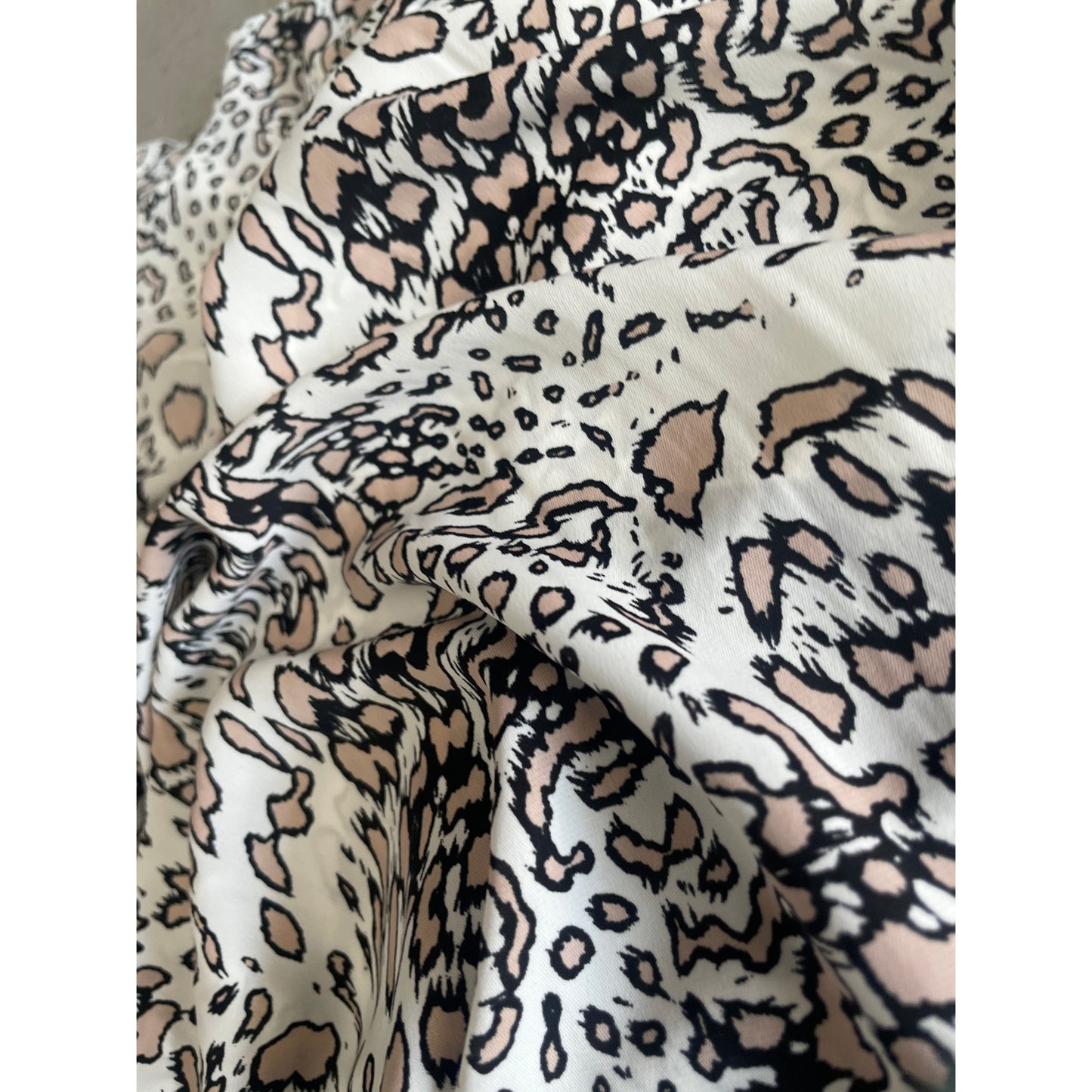 Leo leopard (fabric)