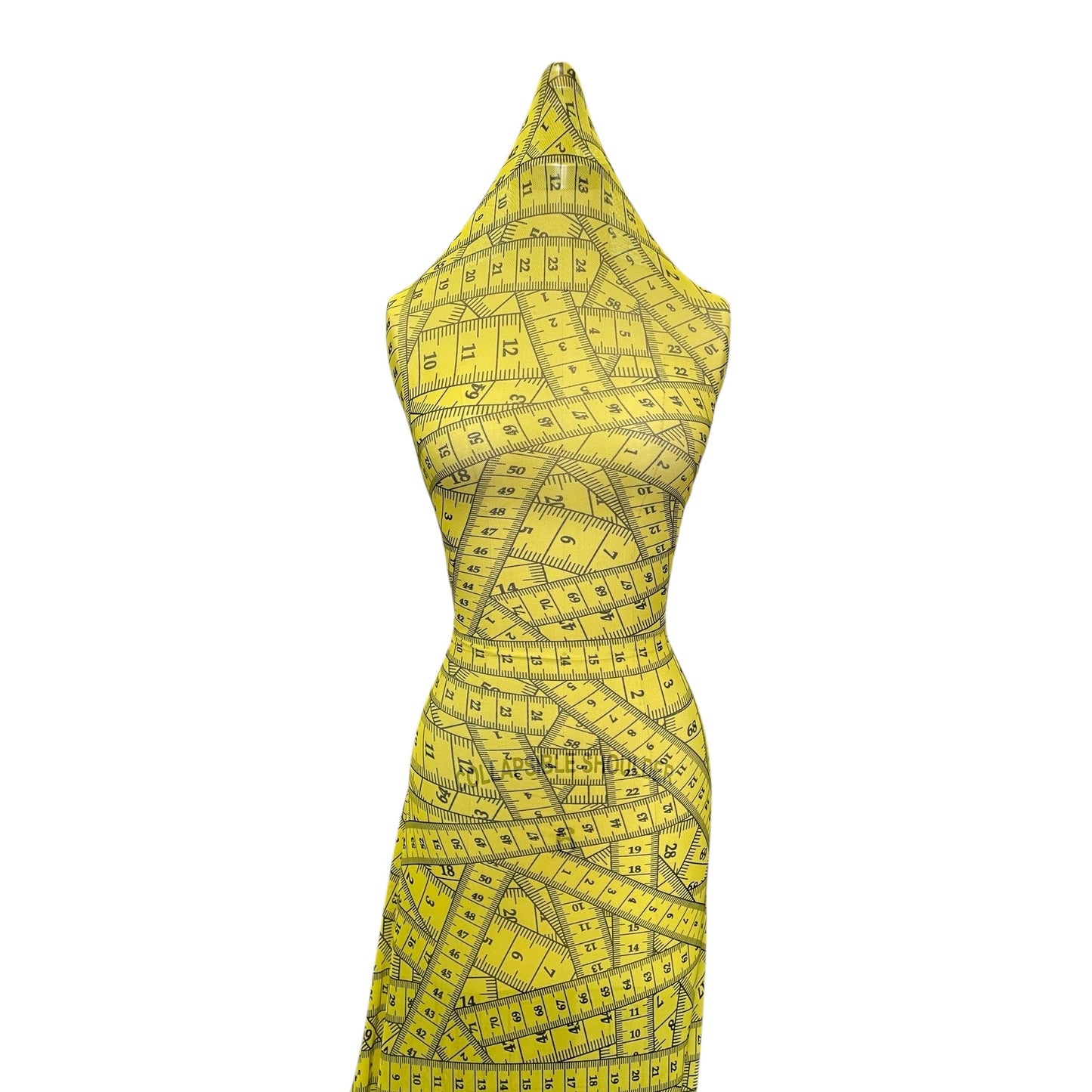 Measuring up stretch mesh (fabric)