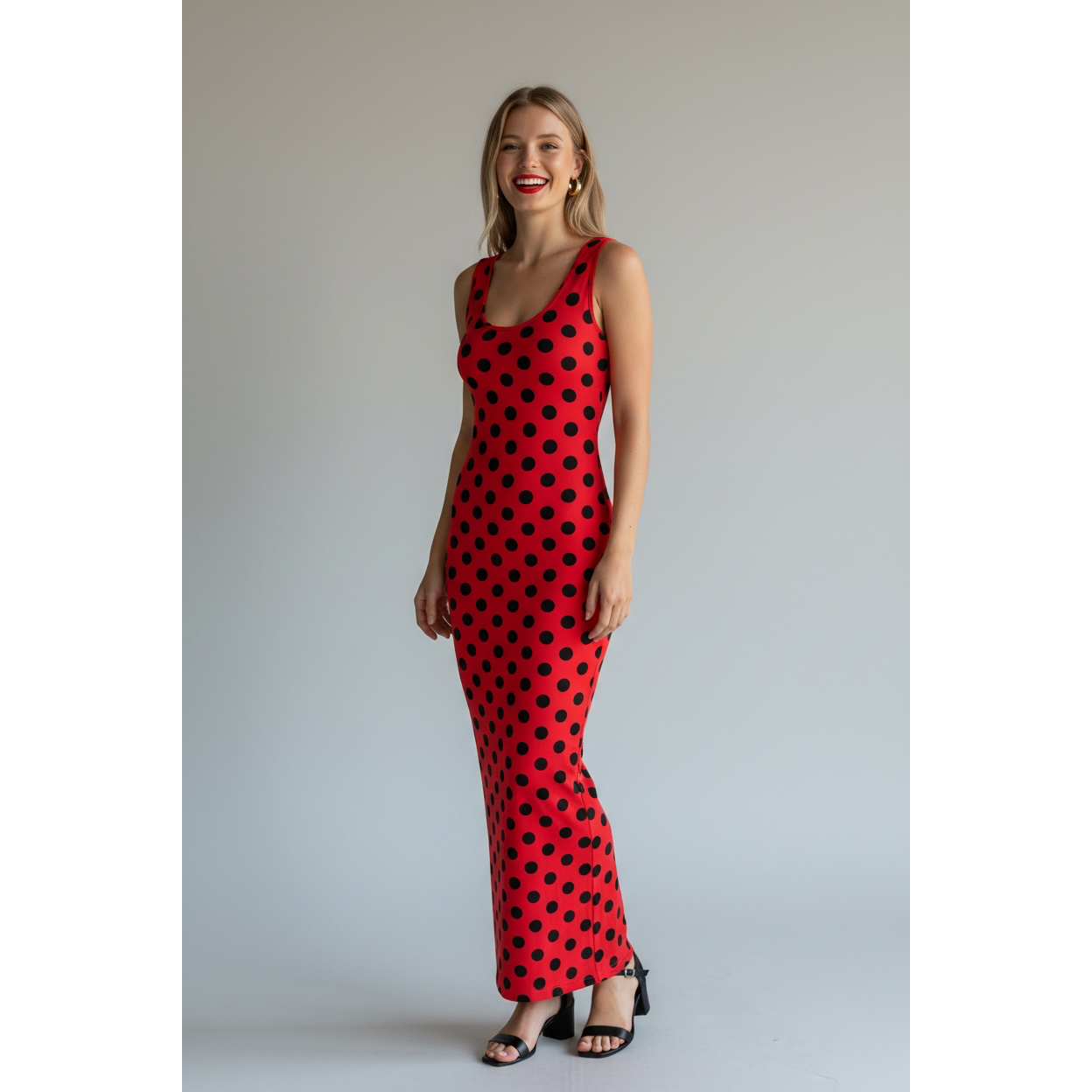 Polka dot dot dot (fabric)