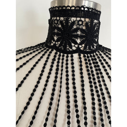 Shake it shake it fringe (Trim)