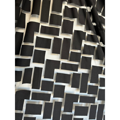 Off the grid (fabric)