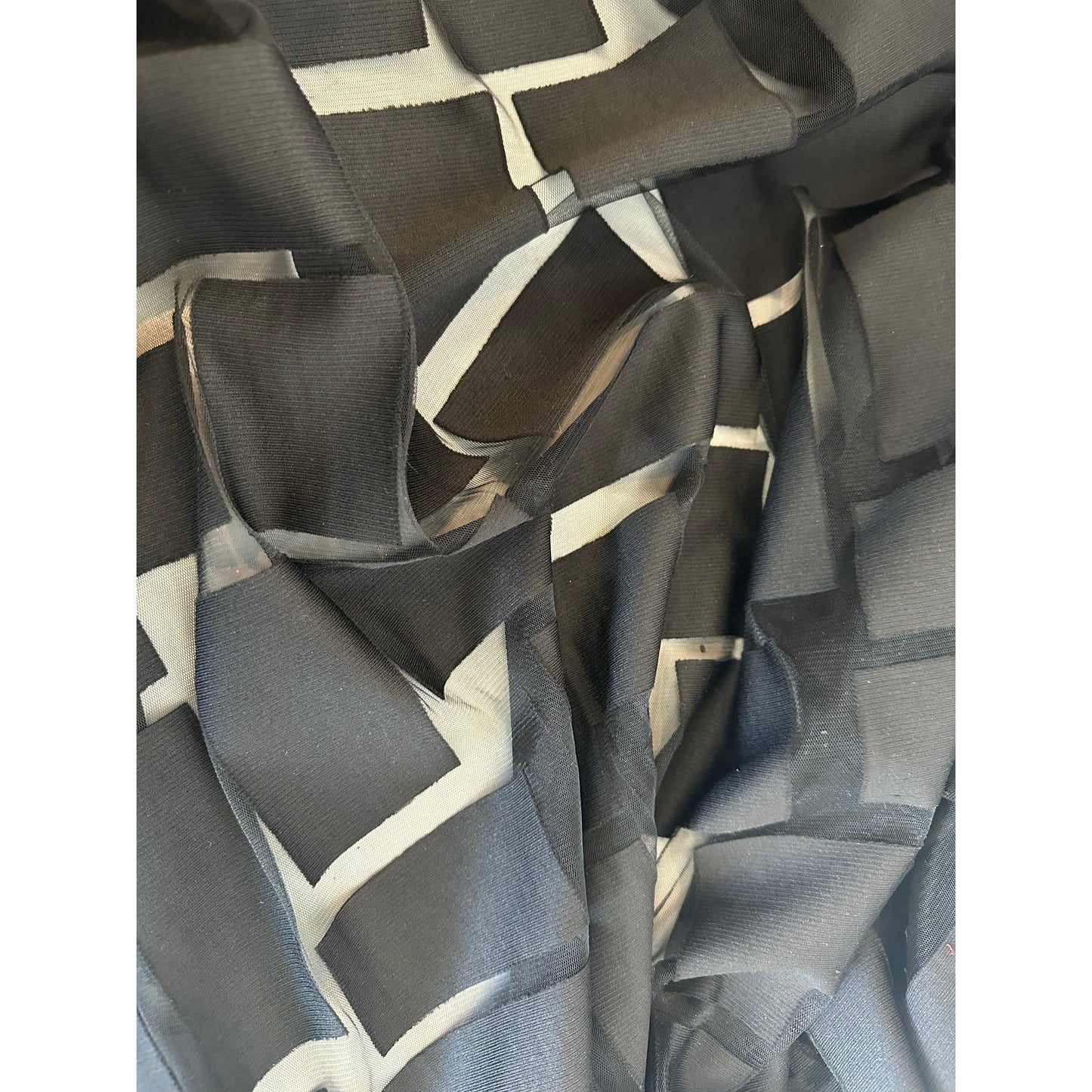 Off the grid (fabric)